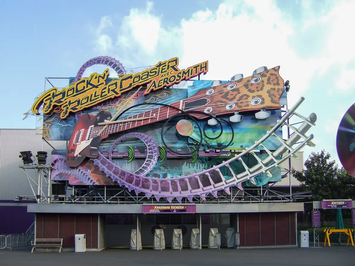 Photo of Rock 'n' Roller Coaster