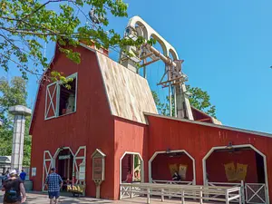 Photo of Giant Barn Swing