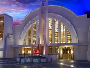 Photo of Justice League Warworld Attacks